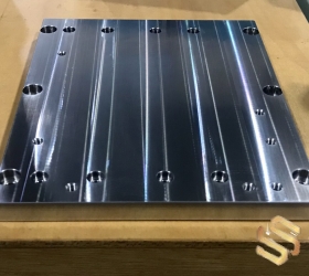 Gia công chính xác phay CNC