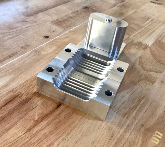 Gia công chính xác phay CNC