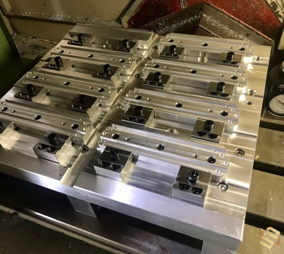 Gia công chính xác phay CNC